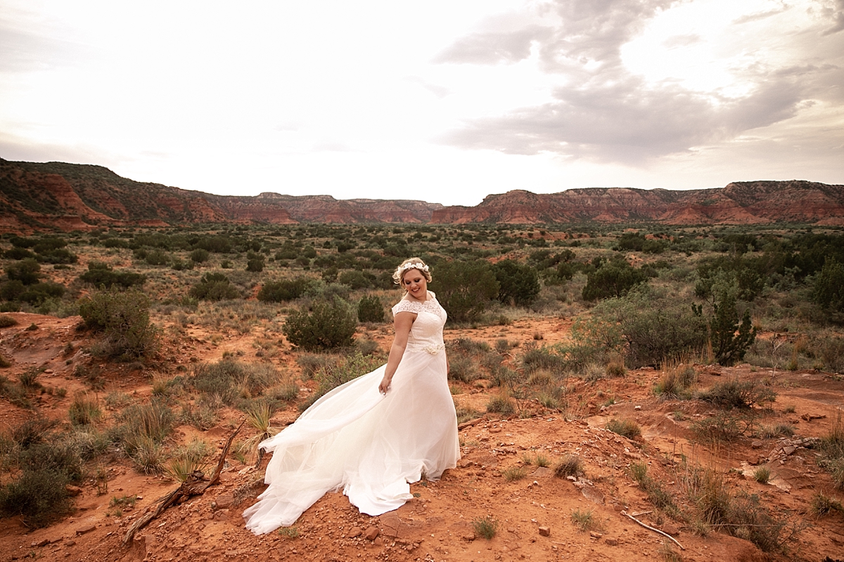 adventurous bridal session in caprock canyon